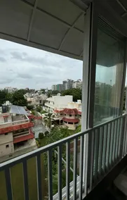 Satellite Abode-Comfortable stay in city center. - Image 2