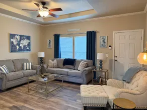 Clean Private Luxury Close to All Great for Couple - Image 2