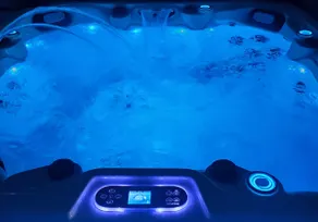 Family Oasis W/ GameRoom/King Bed/Hot Tub/Pool - Image 3