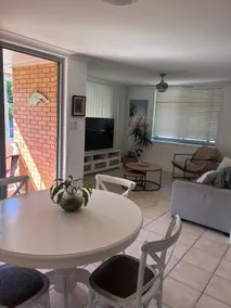 Apartment in Miami - Image 2