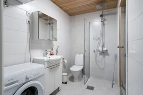 Apartment 2 bedrooms, sauna, balcony & parking - Image 5