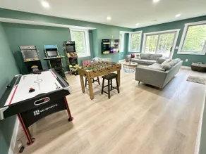 Hot Tub, Fire Pit, Sports Club, EV Charger - Image 3