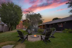 Home in Paradise w/ Hot Tub, Jacuzzi + Fire Pit! - Image 3