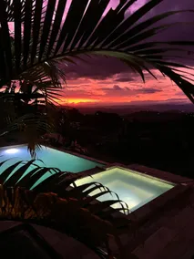 Family Chalet · Salt Pool · Jacuzzi · Starlink - Image 5