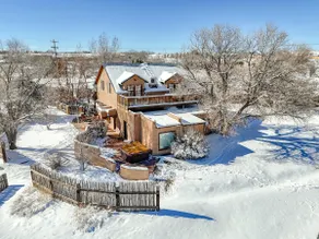 Blue Bird Farm - Rummelig stilfuld 5 soveværelser / 3 badeværelser Taos Farmhouse med AC - Image 2
