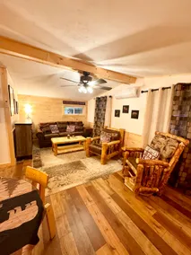 Troy's Cabin in North Conway with Hot Tub - Image 4