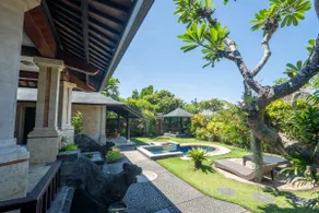 3BR Beautiful Villa Queen With Stunning Rice Field - Image 4