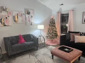 Pretty in Pink in Port wentworth - Image 2