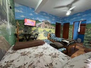 Guh's House - Image 2