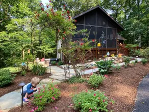 Whimsical cabin w/woods, pond, spa, screened porch - Image 2