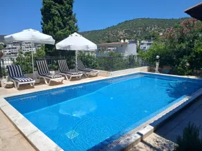 Gorgeous Villa | Sparkling Pool | Stunning Views - Image 4