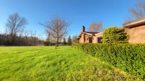 10 acres of quiet farmhouse ~ next to golf course - Image 3