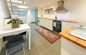 Gorgeous Home In Rydebäck With Wifi - Image 4