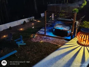 Peaceful, private retreat overlooking woods - Image 4