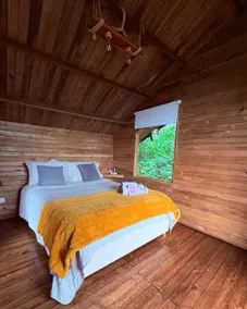 El Colibrí • La Cima Cabins - Image 5
