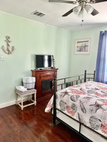 Coastal Charm, Centrally Located! - Image 3