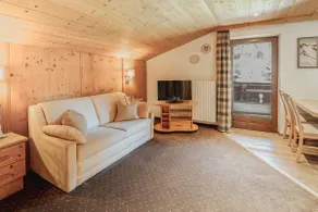 Alpenrose Apartments/Apartment 3 - Image 3