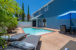 Downtown Tampa Pool House! Walk to Armature Works! - Image 2