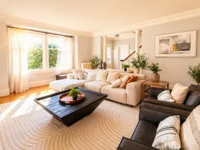 Luxury 5BR • Sleeps 9+ • AC • FreeParking • DT - Image 5
