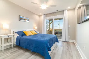 New Home | Ocean Views | Centrally Located - Image 2