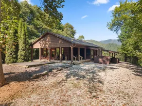 A Blessing Cabin | Upscale Mountain Getaway - Image 4