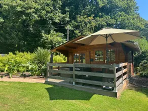 Charming cottage, unusual chalet - Image 4