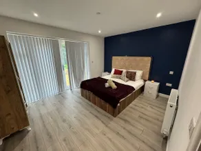 Brand New, Peaceful Headington Home & Free Parking - Image 3