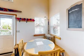 Large 1BR Mountainview Dog Friendly - Image 5