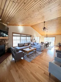 Sweet Retreat -hot tub,fire pit,pet friendly,access to pools ,outdoor games - Image 3