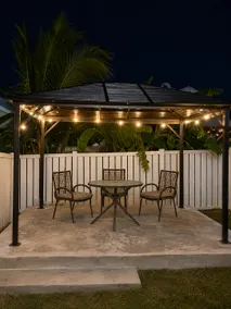 Modern 2 Bedroom Retreat, Private Gazebo, Pool, Gym & Starlink WiFi - Image 5