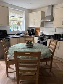 Sleeps 8 Matlock/ Matlock Bath Pet Friendly - Image 5