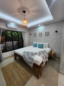 Lush Cabana in La Fortuna with Jacuzzi, Pool & Gym - Image 3