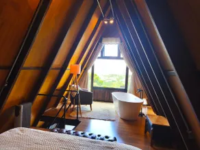 A-Frame Cabin with Hot Tub and View, 5 km from Capivari - Image 2