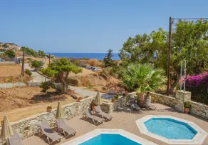 Family seaside Kladissos Villa with private heated pool! - Image 2