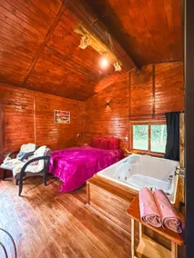 Chalet, hot tub, and breakfast included - Image 3
