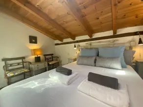 'La Casa de LoLa' fairytale house with views - Image 4