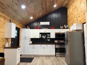Rooster’s Nest Cabin – Rustic Farmhouse Escape. #1 - Image 2