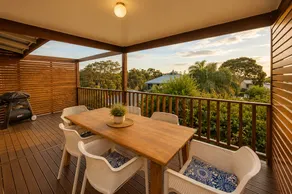 Old Dunsborough Winter Retreat - Image 3