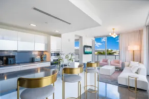 Ocean View Elegance | Rooftop Pool, Beach Access - Image 3