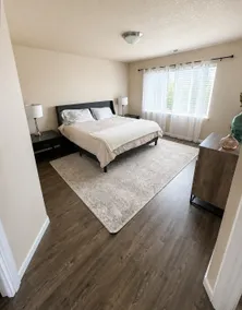 Newly remodeled with creek view - Image 5