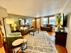 4BD Pet-Friendly Townhome • Fenced Yard • Garage - Image 5