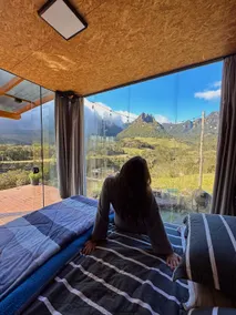 Cabin with bathtub overlooking Soldados Sebold - Image 5