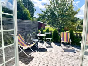 Tiny cosy guesthouse in a calm residential area - Image 4