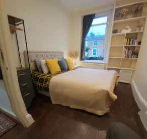 Lovely apartment in Barnes and garage - Image 3