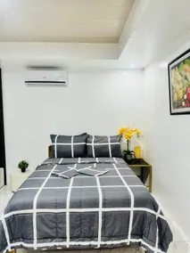 Guesthouse in Cauayan with Stunning Pool - Image 2