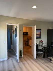 Entire Guest Suite near LAX/SoFi/Beaches/Downtowns - Image 5
