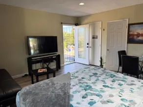 Entire Guest Suite near LAX/SoFi/Beaches/Downtowns - Image 3