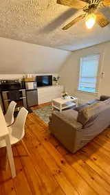 Cozy 2-BR Apt at North Andover with Pool & Parking - Image 2