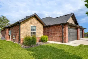 Family-Friendly Ozark Villa - Centrally Located - Image 4