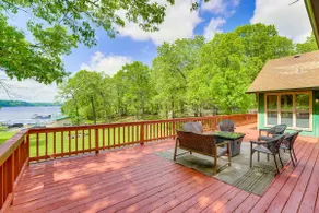 Large Lakefront Home | Pool, Hot Tub & Boat Dock - Image 4
